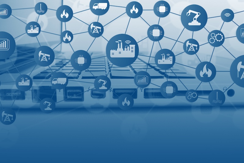 Skillnaden mellan tillverkningssektor och tjänstesektor visas med bilder.
